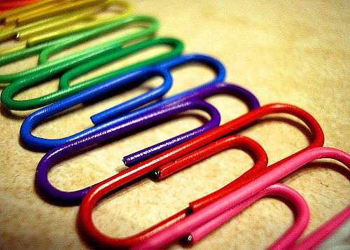 colorful-paper-clips1